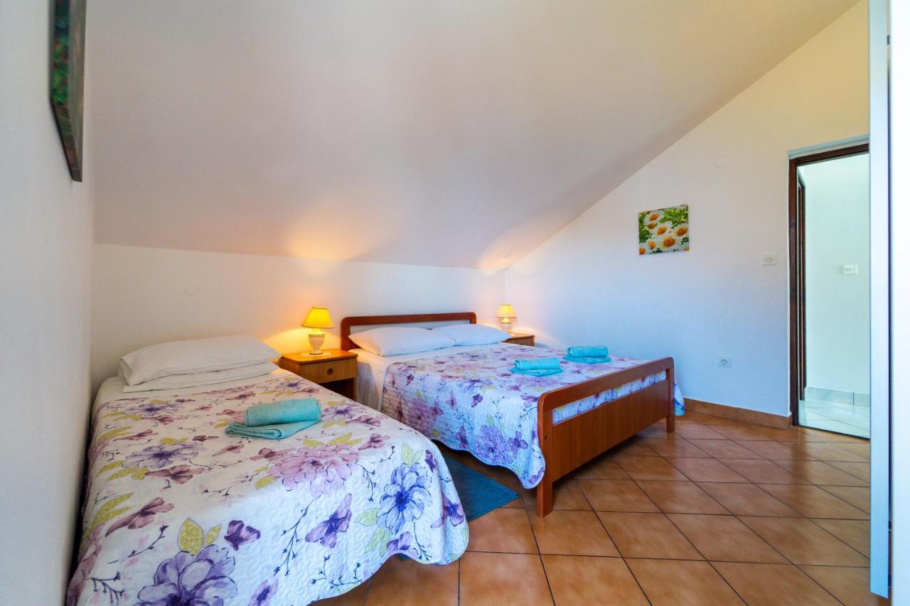 Apartment Nada Петрчане Экстерьер фото